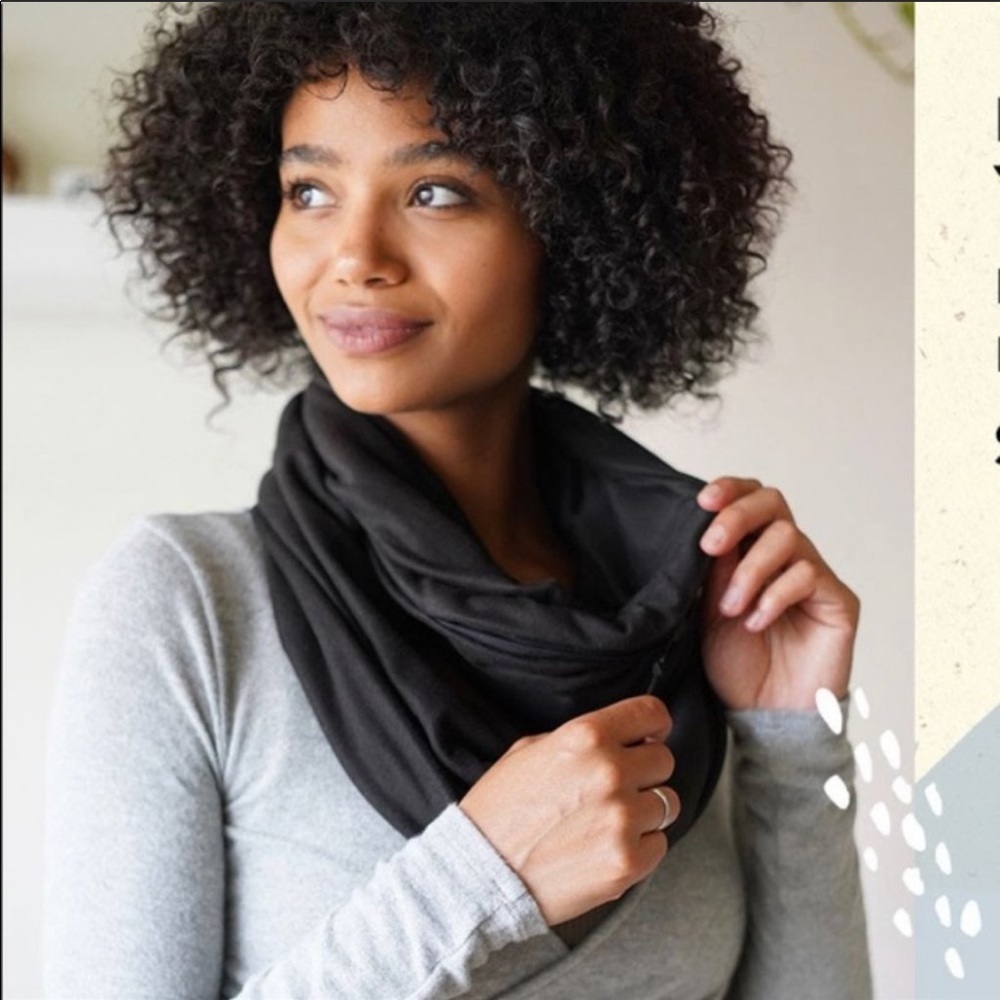 Beyond yoga pocket infinity scarf